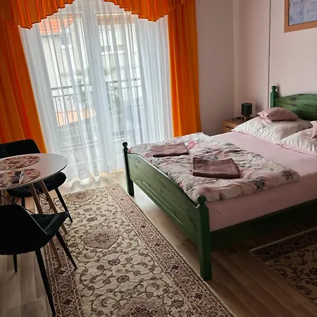 Homestay Nad Jeziorem Mikolajki (Mragowo)