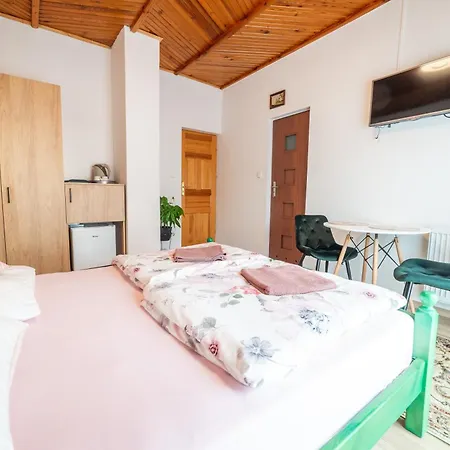 Nad Jeziorem Homestay *